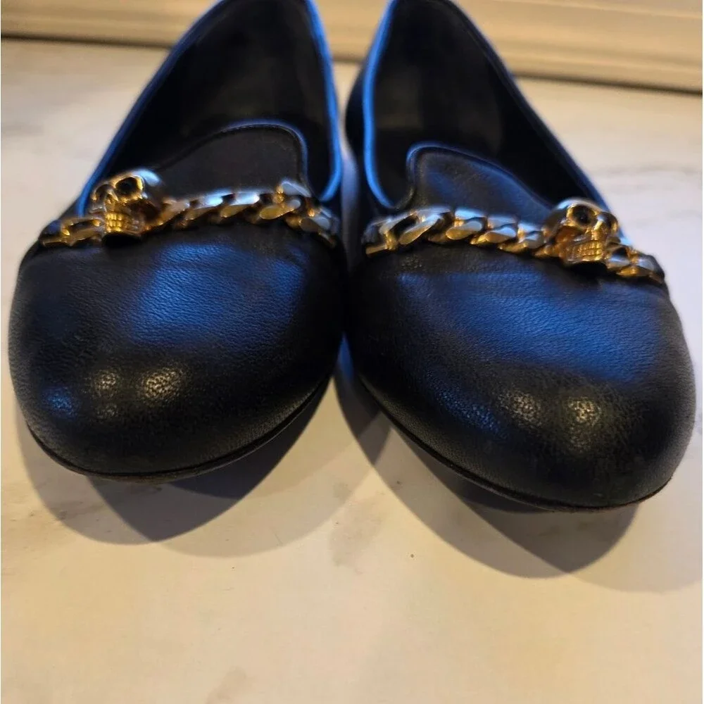 Alexander McQueen Black Leather Loafers with Gold Skull Detail